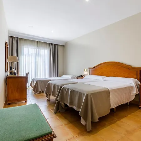 Almijara - Mares Hotell 3*