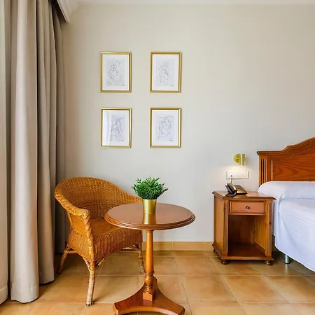 Hotell Almijara - Mares