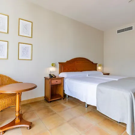 Hotell Almijara - Mares La Herradura (Granada)