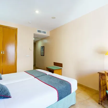 Almijara - Mares Hotell