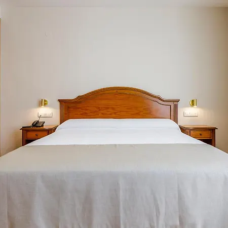 Almijara - Mares Hotel 3*