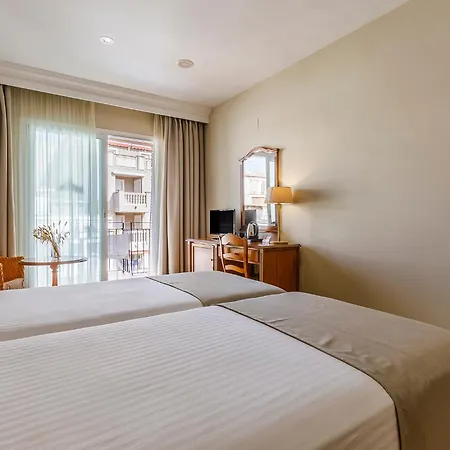 Hotel Almijara - Mares 3*