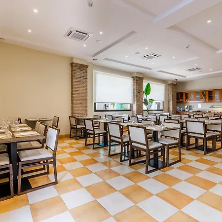 Almijara - Mares Hotel 3*