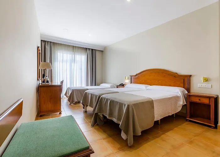 Almijara - Mares Hotel 3*